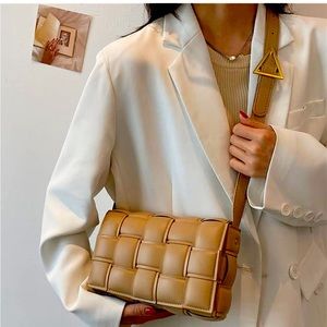 Woven Padded Cassette Crossbody Bags for Women, Small Leather Shoulder Bag